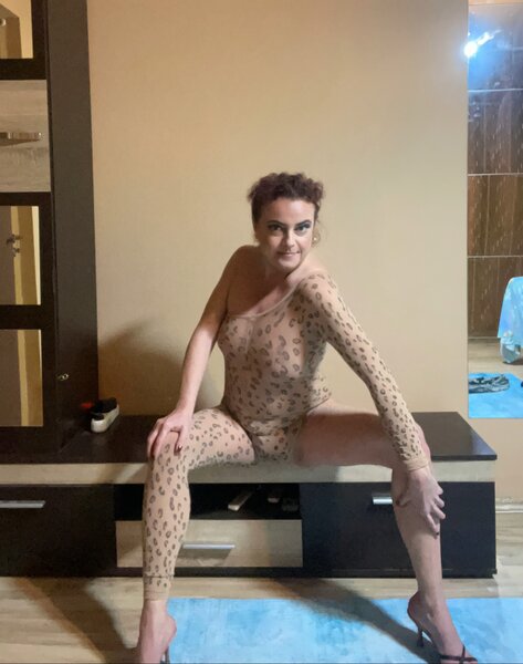 Doamna sexy, poze reale 100%!